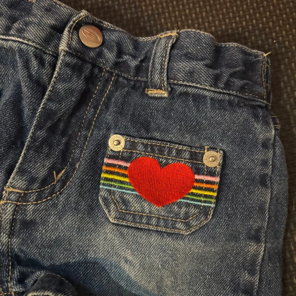 Bongo Denim Shorts Red Heart Embroidered Pockets Toddler 4T - Picture 2 of 6